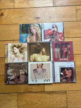 Taylor Swift CD’s